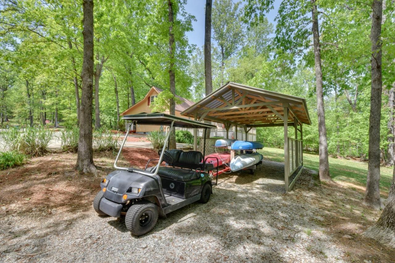 Holiday home The Place With Golf Cart And Free Kayaks! Lavonia
